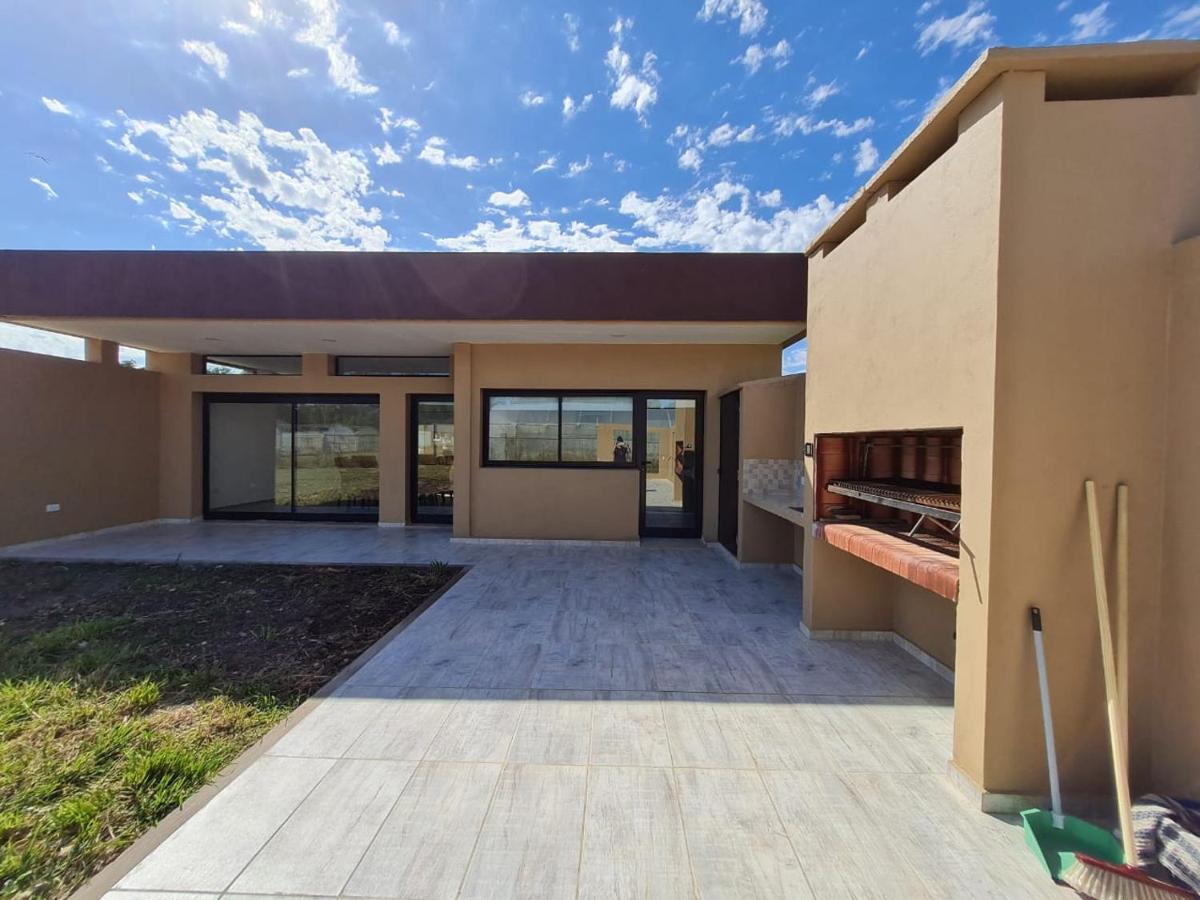 Casas En Barrio Los Teros Con Pileta Compartida - サンタ・クララ・デル・マール エクステリア 写真