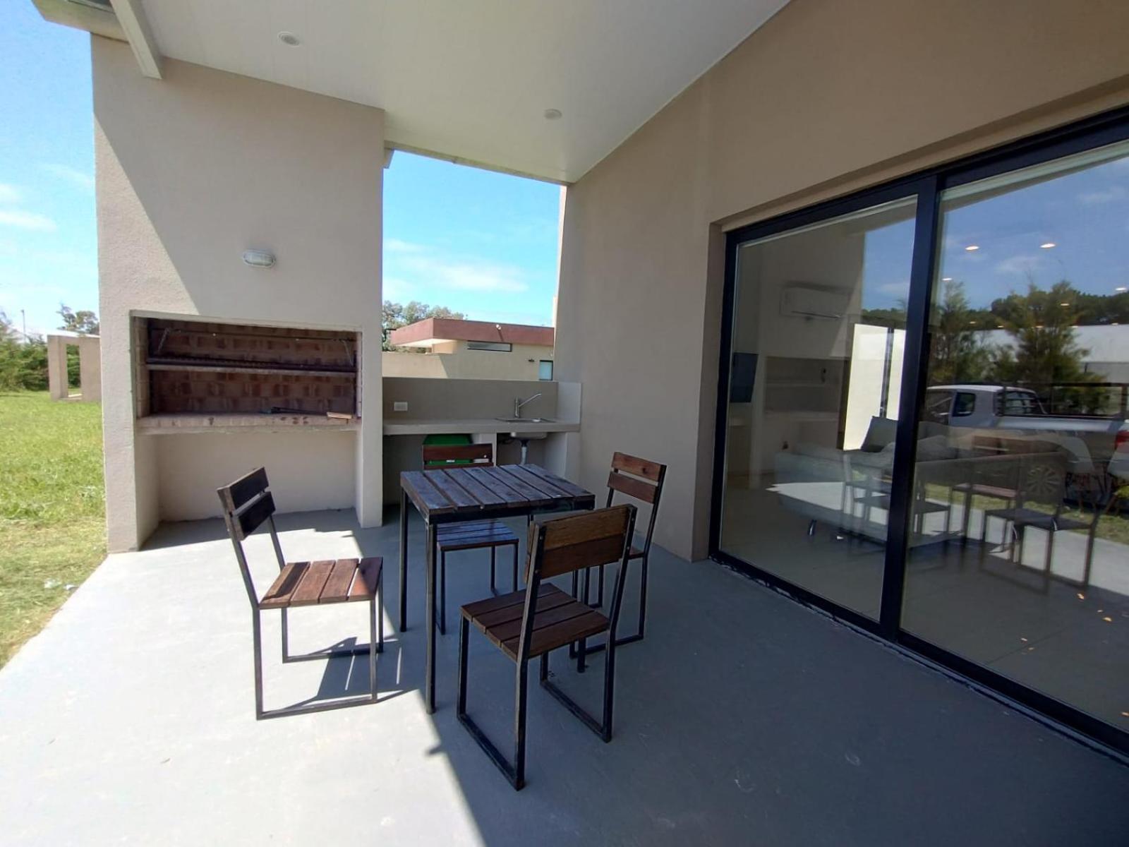 Casas En Barrio Los Teros Con Pileta Compartida - サンタ・クララ・デル・マール エクステリア 写真